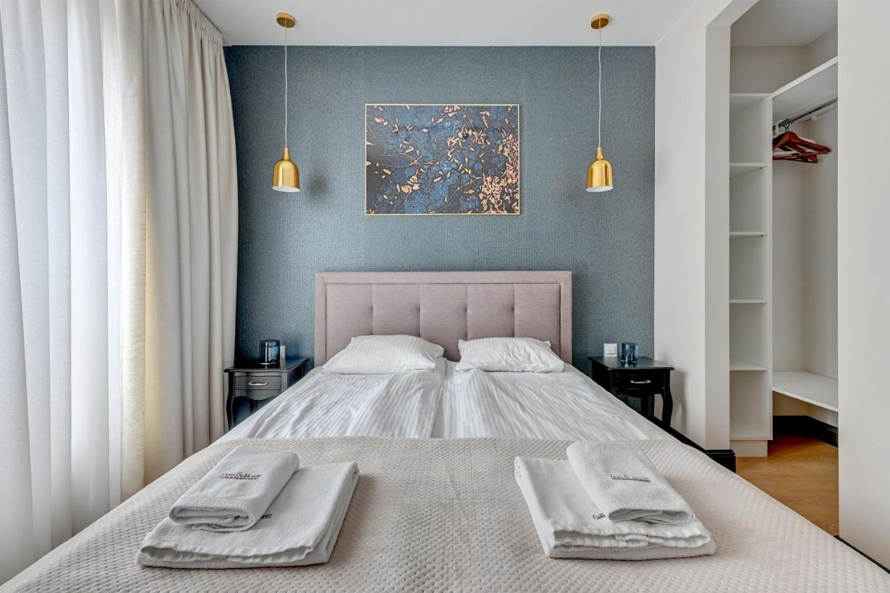 Dom & House - Apartments Old Town Tartaczna Гданск Екстериор снимка