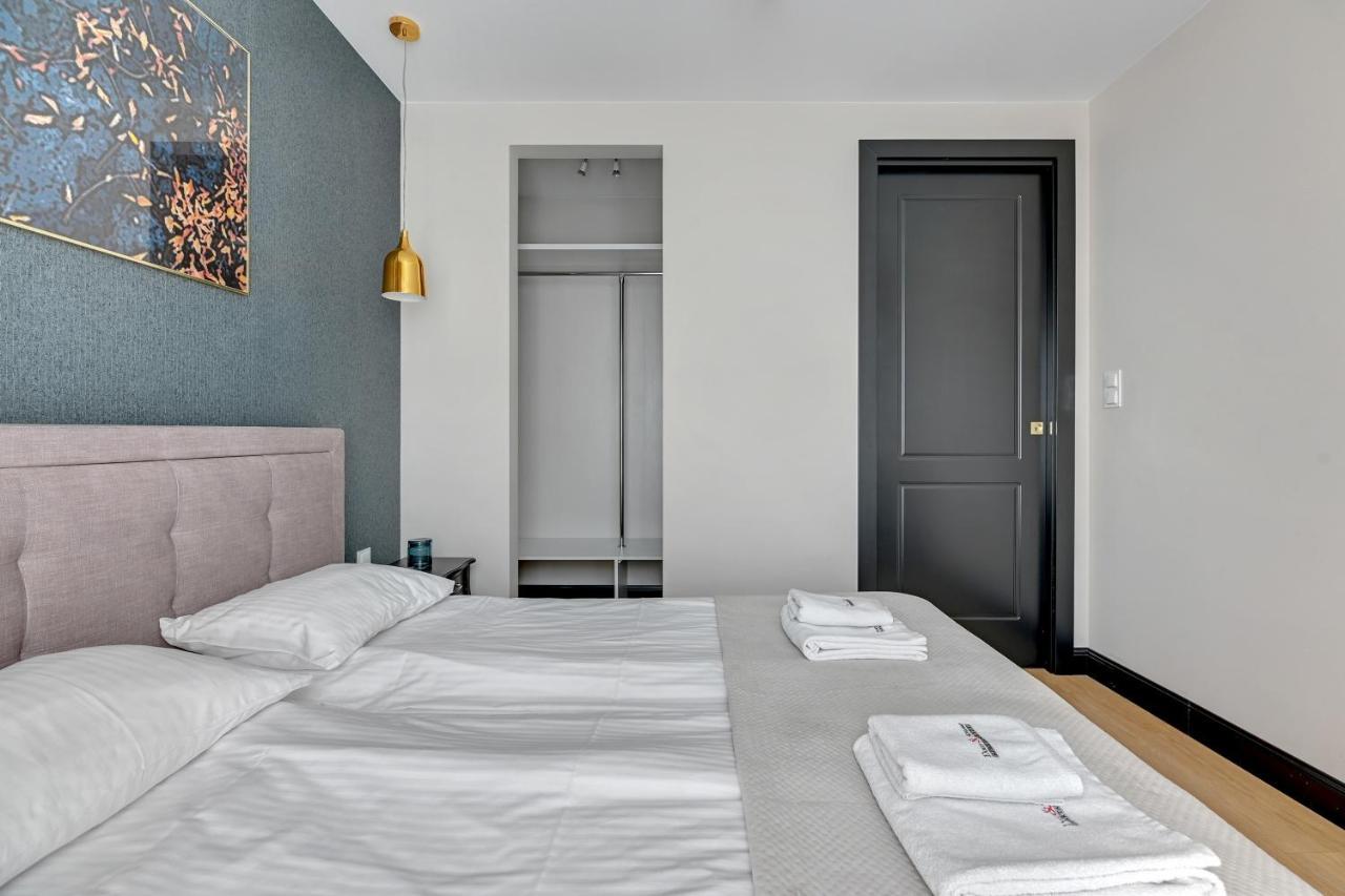 Dom & House - Apartments Old Town Tartaczna Гданск Екстериор снимка